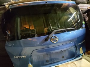 Крышка багажника NISSAN NOTE E12 2012