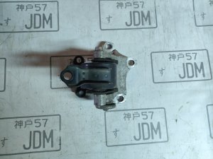 Левая подушка двигателя HONDA CR-V RD7 2005