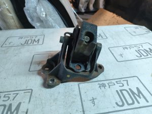Верхняя правая подушка двигателя odyssey RA6 6009 HONDA ODYSSEY