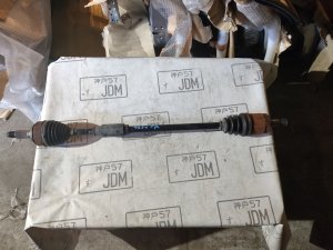 Привод передний правый HONDA FIT