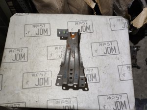 Распорка кузова задняя правая Mitsubishi outlander CW6W 0276 MITSUBISHI OUTLANDER