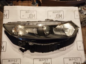 Фара правая HONDA ACCORD