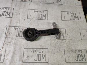 Правая верхняя подушка двигателя fd1 8416 HONDA CIVIC