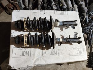 Стойки передние пара HONDA FIT