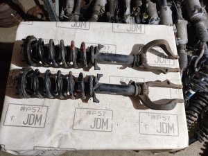 Передние стойки пара аккорд 8 0371 HONDA ACCORD