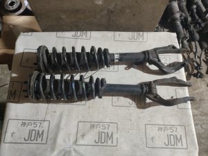 Передние стойки пара HONDA ACCORD