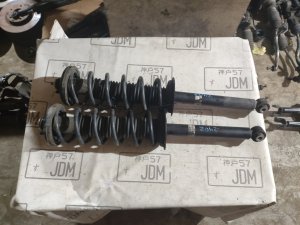 Задние стойки пара HONDA ACCORD