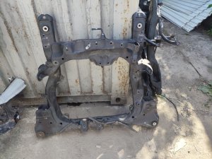 Передний подрамник HONDA ACCORD