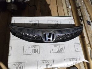 Решетка радиатора HONDA CIVIC