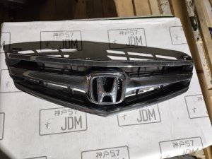 Решетка радиатора HONDA ACCORD