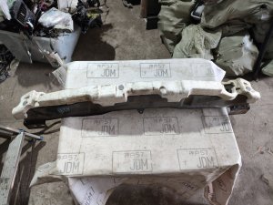 Передний усилитель бампера cx7 6231 MAZDA CX7