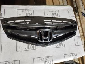 Решетка радиатора HONDA ACCORD