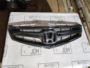 Решетка радиатора аккорд 7 3243 HONDA ACCORD