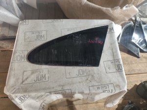 Стекло собачника правое HONDA CR-V