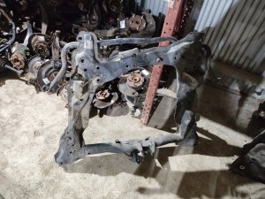 Подрамник передний HONDA CR-V