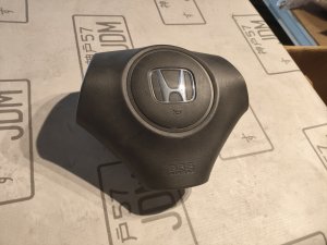 Airbag водительский аккорд 7 8110 HONDA ACCORD