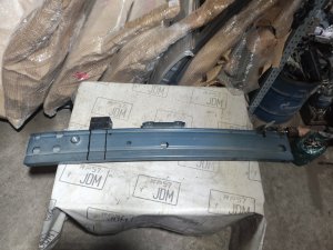 Усилитель заднего бампера NISSAN NOTE