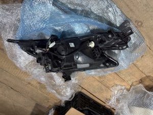 Фара левая NISSAN NOTE E12 2015