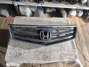 Решетка радиатора HONDA ACCORD
