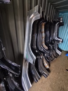 Порог левый MAZDA AXELA