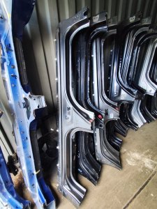 Порог левый HONDA STREAM