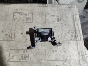 Подушка двигателя правая MAZDA AXELA BK 2007
