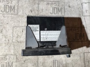 Магнитола MITSUBISHI ELECTRIC