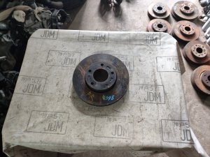 Тормозной диск передний правый MAZDA AXELA