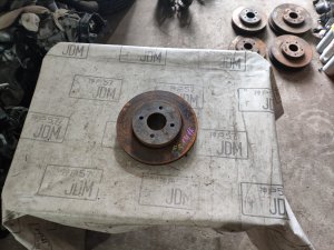 Тормозной диск передний правый NISSAN NOTE