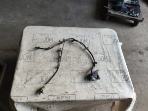 Датчик ABS задний правый MAZDA AXELA