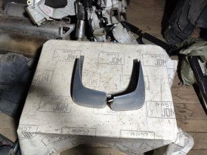 Пара передних брызговиков HONDA FIT