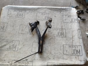 Петли капота HONDA FIT