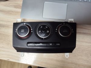 Блок управления климат-контролем MAZDA AXELA BK 2007