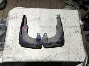 Пара брызговиков передних HONDA CR-V