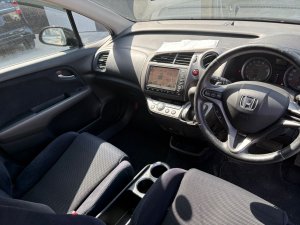 HONDA STREAM RN6 2009